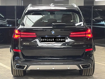 BMW X5, 2025г, полный привод, автомат