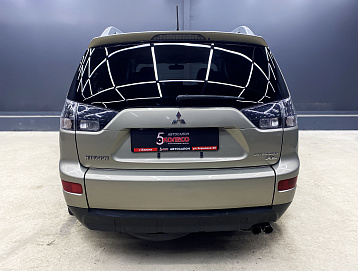 Mitsubishi Outlander, 2008г, полный привод, автомат