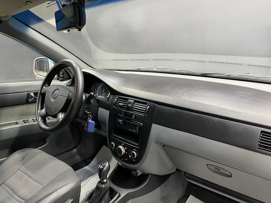 Daewoo Gentra, 2013г., передний привод, механика