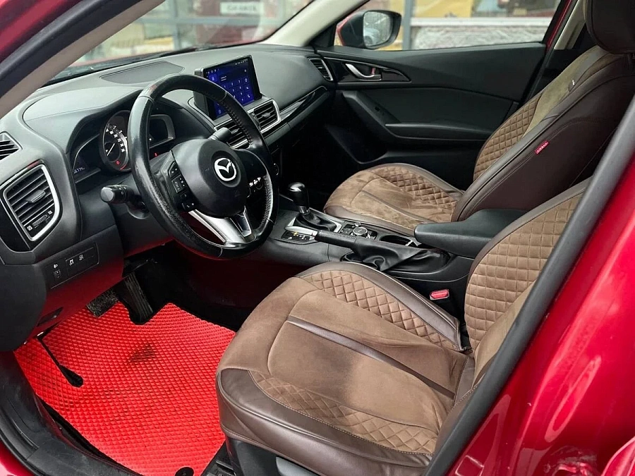 Mazda 3, 2013г., передний привод, автомат