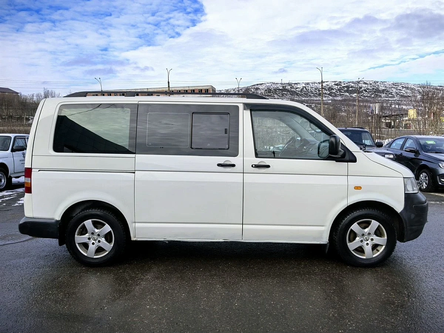 Volkswagen Transporter, 2003г., передний привод, механика