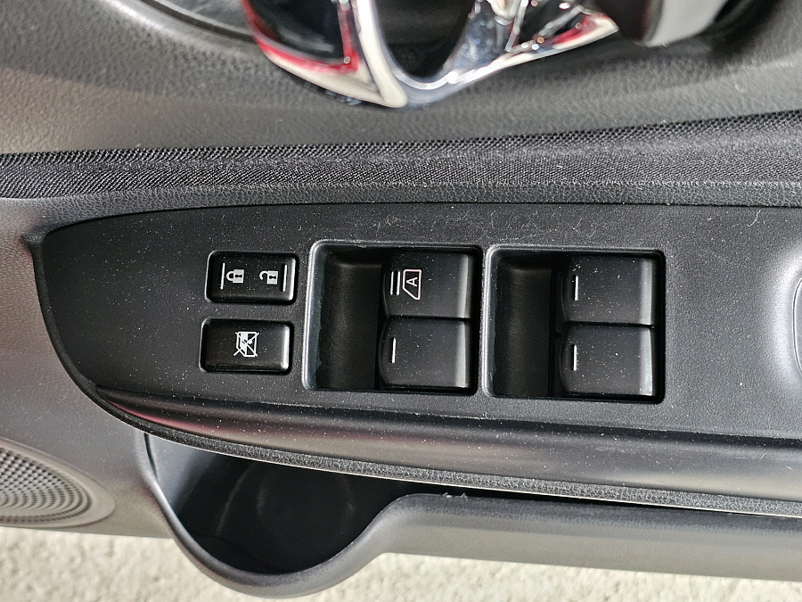 Nissan Note, 2020г., передний привод, вариатор