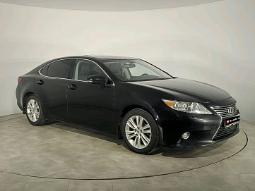 Lexus ES, 2015г., передний привод, автомат