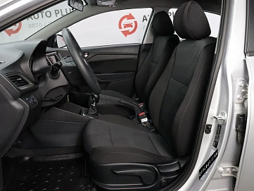 Solaris HS, 2024г, передний привод, механика