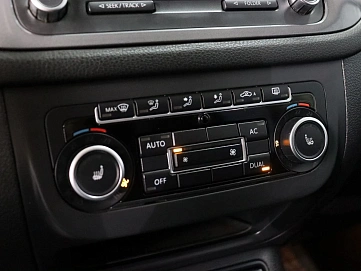 Volkswagen Tiguan, 2011г, полный привод, механика