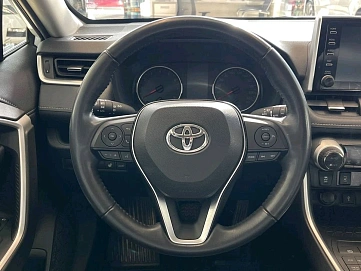 Toyota RAV4, 2020г, передний привод, вариатор