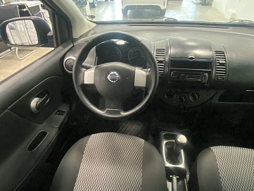 Nissan Note, 2010г., передний привод, механика