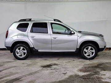 Renault Duster, 2017г, полный привод, механика