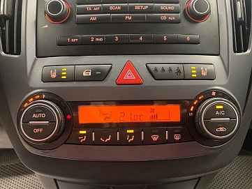 Kia Ceed, 2008г, передний привод, автомат