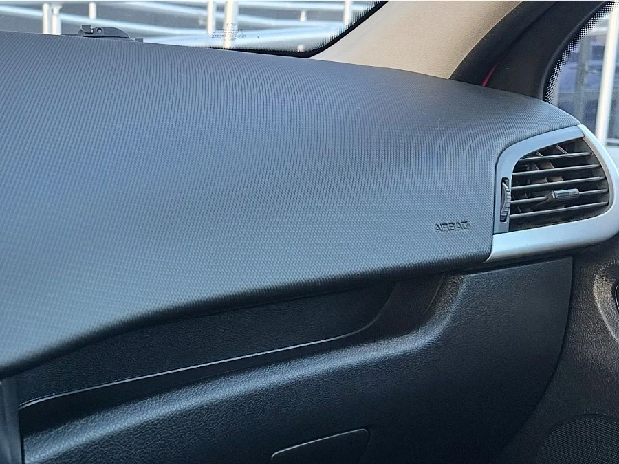 Peugeot 207, 2009г., передний привод, робот