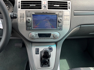 Ford Kuga, 2011г, передний привод, автомат
