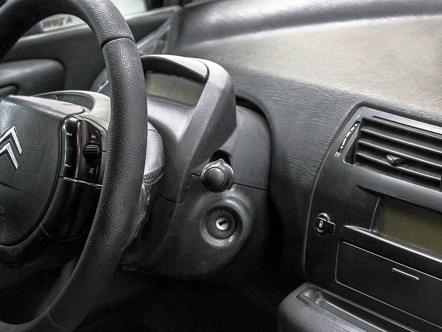 Citroen C4, 2007г., передний привод, автомат