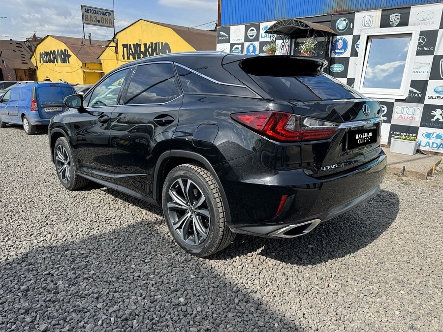 Lexus RX, 2019г., передний привод, автомат