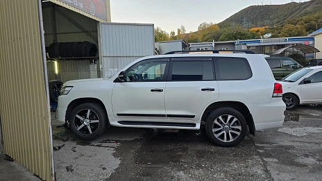 Toyota Land Cruiser, 2016г, полный привод, автомат