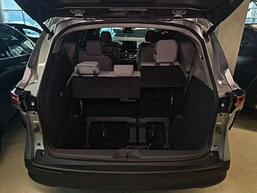 Toyota Sienna, 2021г, передний привод, автомат