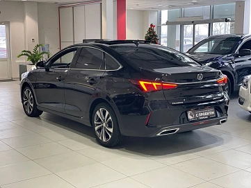 Changan Eado Plus, 2024г, передний привод, робот