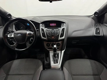 Ford Focus, 2012г, передний привод, робот