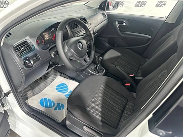 Volkswagen Polo, 2019г, передний привод, механика