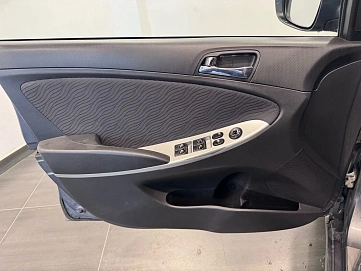 Hyundai Solaris, 2013г, передний привод, автомат