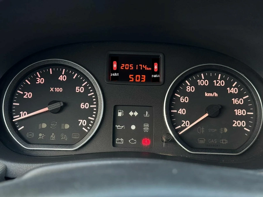 Renault Logan, 2011г., передний привод, механика