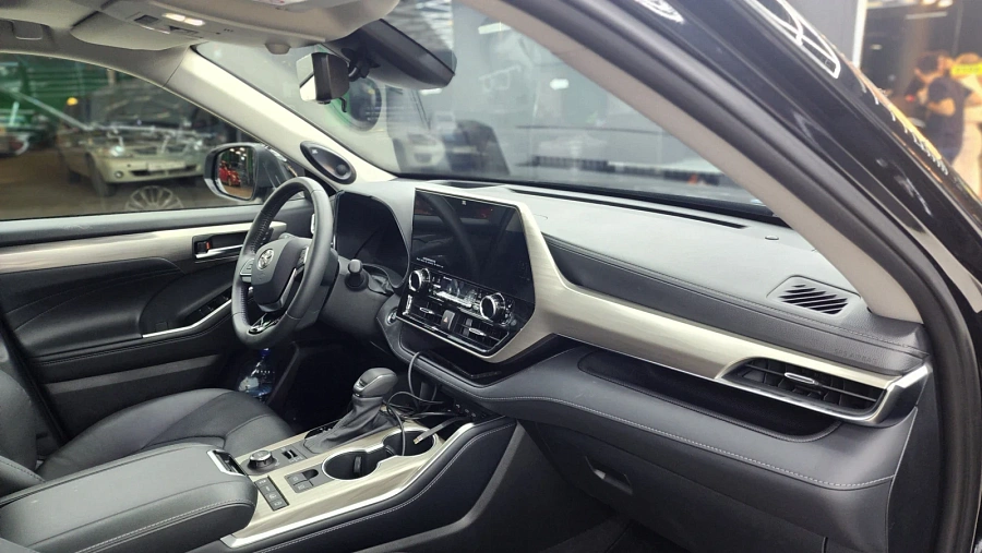 Toyota Highlander, 2025г., полный привод, автомат