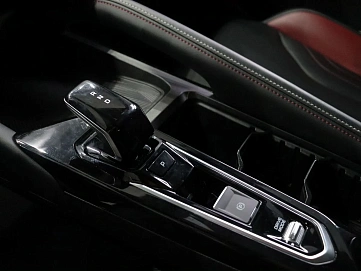 Geely Coolray, 2023г, передний привод, робот