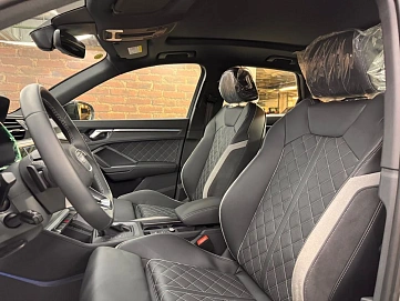 Audi Q3, 2025г, полный привод, робот