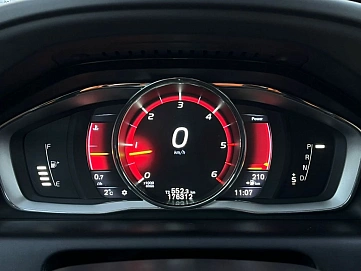 Volvo XC60, 2014г, передний привод, автомат