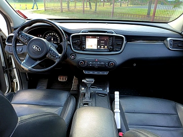 Kia Sorento, 2016г, полный привод, автомат