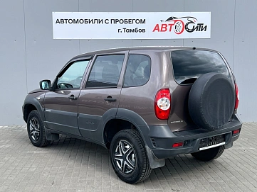 Chevrolet Niva, 2017г, полный привод, механика