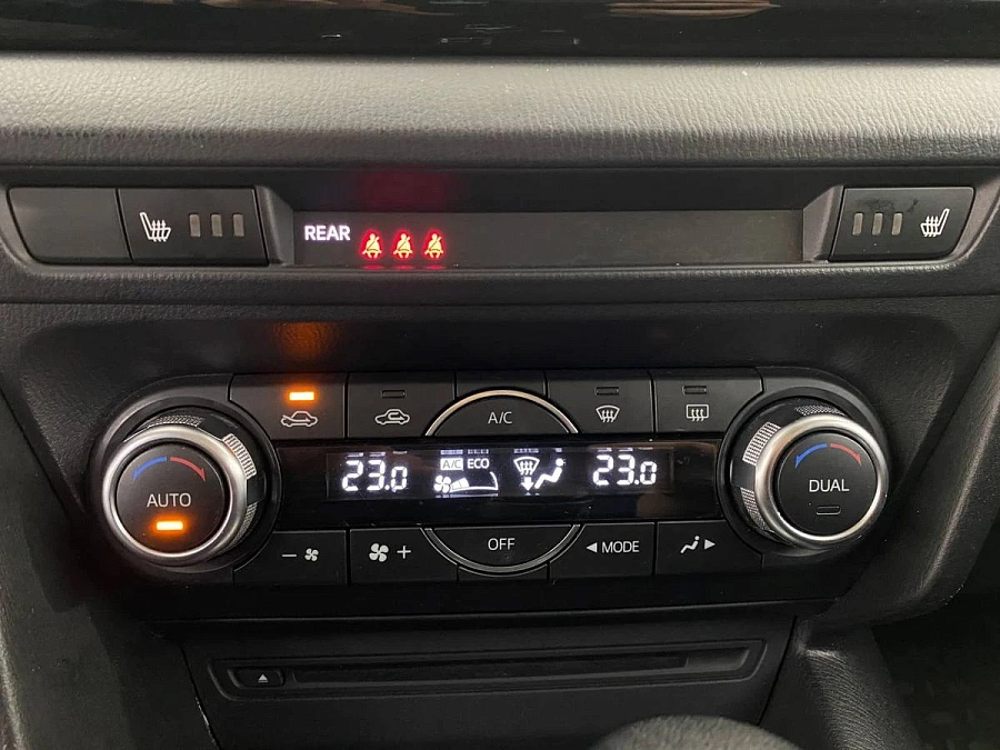 Mazda 3, 2016г., передний привод, автомат