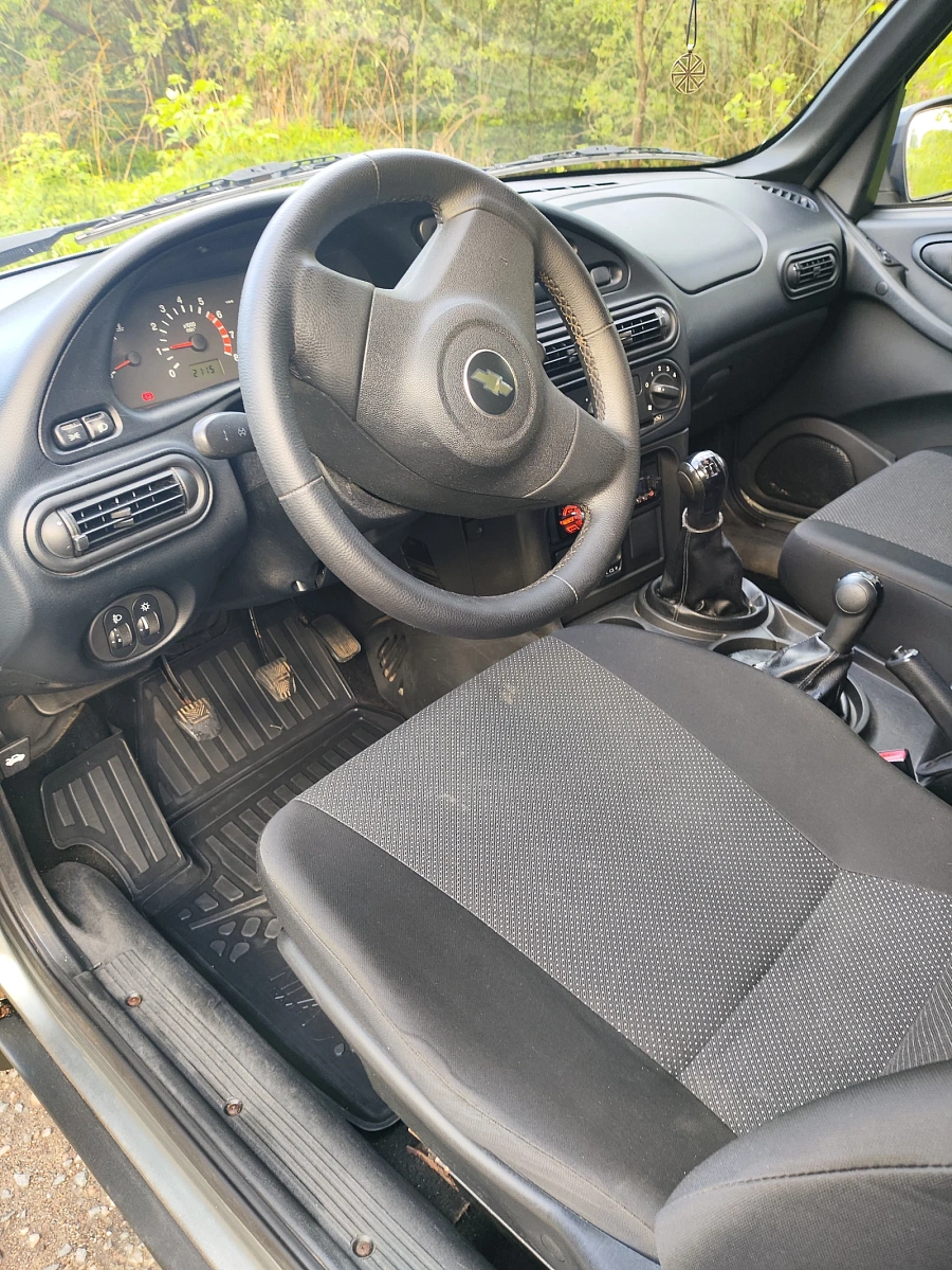 Chevrolet Niva, 2013г., полный привод, механика