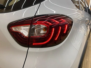 Renault Kaptur, 2022г, передний привод, вариатор