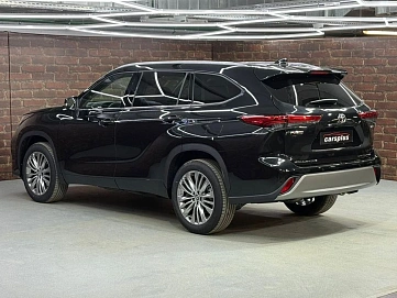 Toyota Highlander, 2025г, полный привод, автомат