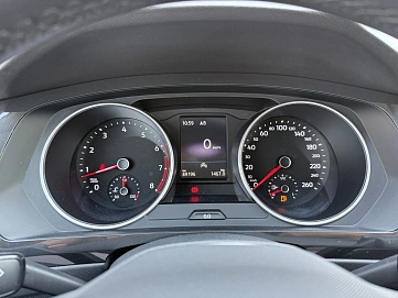 Volkswagen Tiguan, 2021г, передний привод, механика