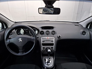 Peugeot 408, 2012г, передний привод, автомат