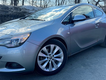 Opel , 2012г., передний привод, автомат