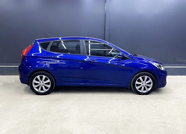 Hyundai Solaris, 2011г, передний привод, автомат