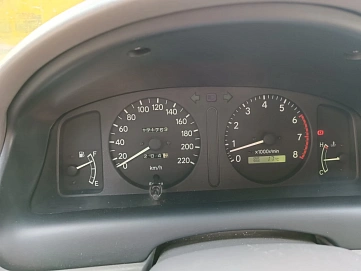 Toyota Corolla, 1998г, передний привод, механика