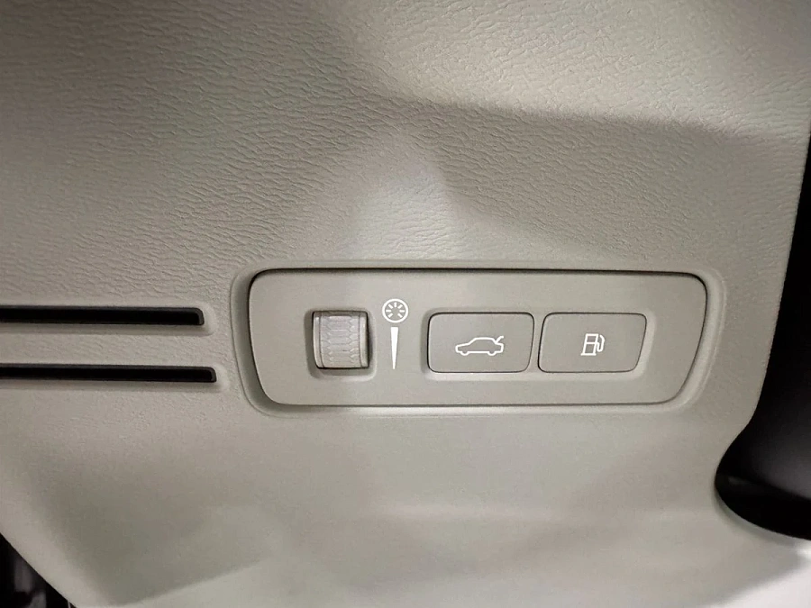 Volvo XC40, 2020г., передний привод, робот