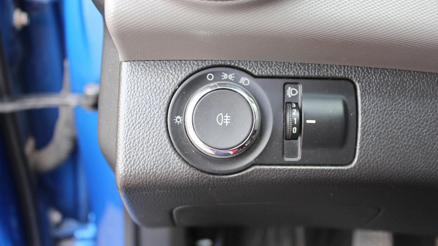 Chevrolet Aveo, 2015г., передний привод, механика