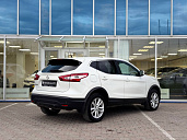 Nissan Qashqai, 2016г., передний привод, вариатор