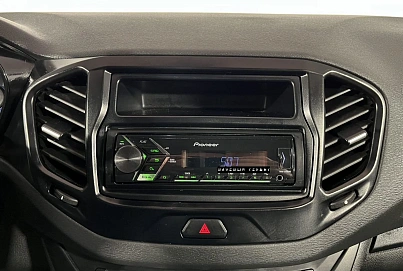 Lada (ВАЗ) Vesta, 2017г, передний привод, механика