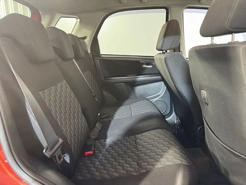Suzuki SX4, 2008г, передний привод, механика