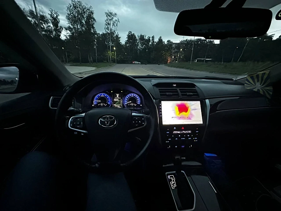 Toyota Camry, 2016г., передний привод, автомат