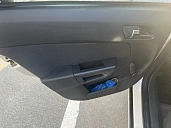 Opel Astra, 2012г., передний привод, механика