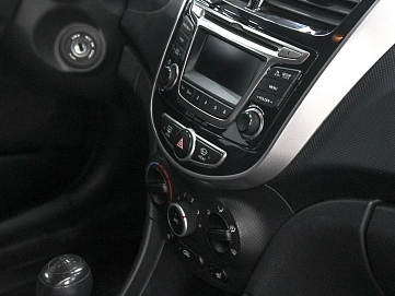 Hyundai Solaris, 2012г, передний привод, механика