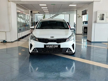 Kia Rio, 2021г, передний привод, автомат