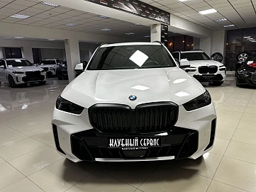 BMW X5, 2024г, полный привод, автомат