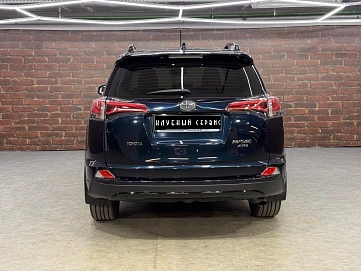 Toyota RAV4, 2019г, полный привод, автомат